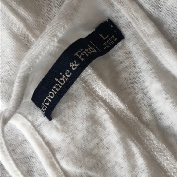 White tank top with buttons - Picture 3 of 3